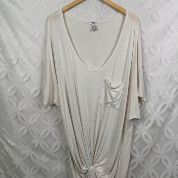 Venus White Twisted Knot Detail Short Sleeve Tunic Tee Size 3X - Picture 2 of 7